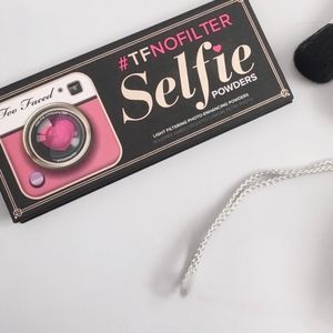🚫DONATED🚫Too Faced Selfie powder palette